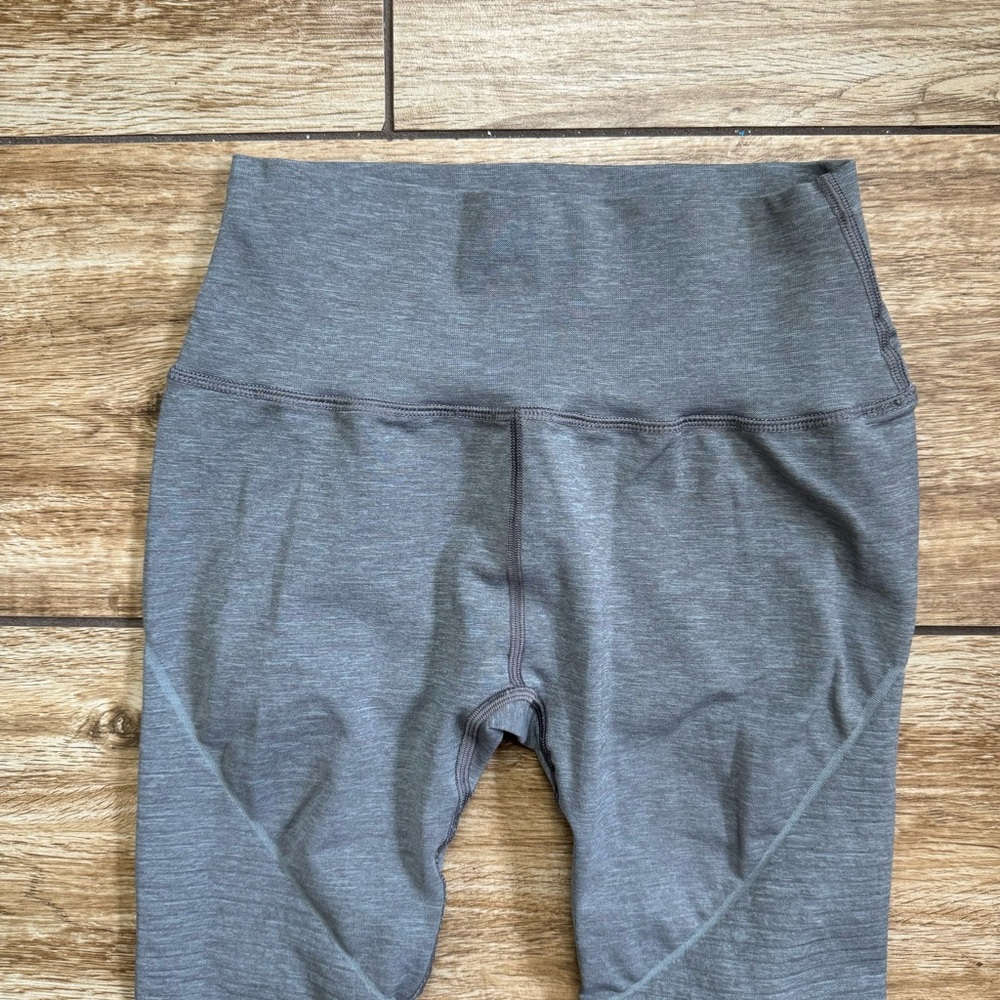 Alphalete Revival Leggings Size Medium Gray Full Length Leggings - Picture 6 of 13